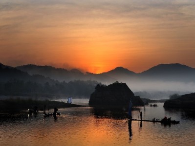 长沙建设一个完善的旅游景区标识系统是非常重要的